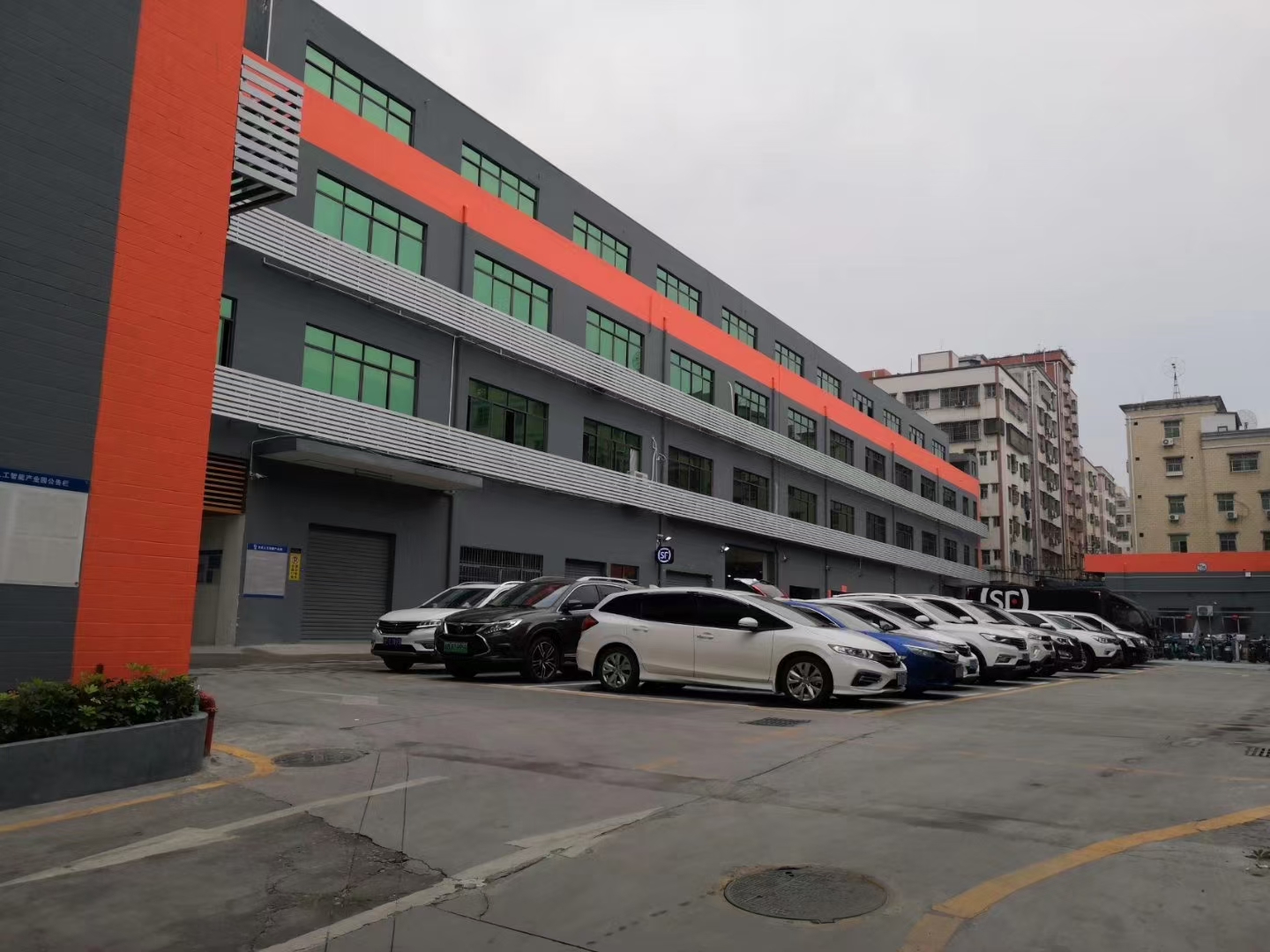 龙华龙澜快线旁工业区楼上单层820平仓库加工电商厂房出租