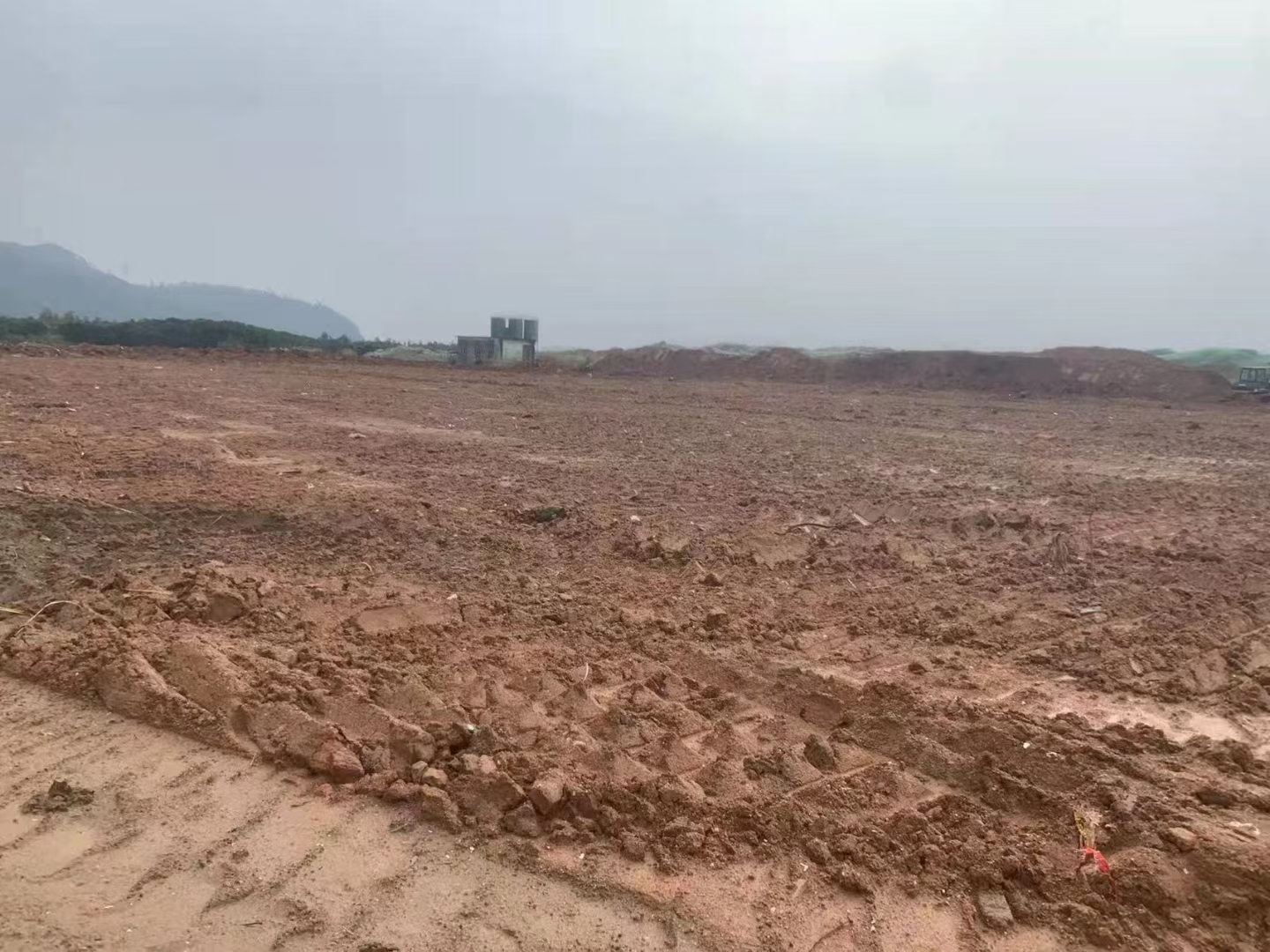 中山市板芙新出空地，地理位置好，进出方便2