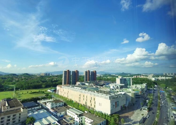观澜正地铁口商业红本甲级写字楼25000平米开发商直租可注册4