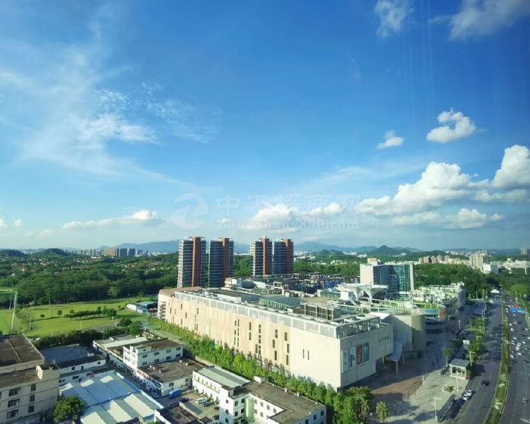 观澜正地铁口商业红本甲级写字楼25000平米开发商直租可注册