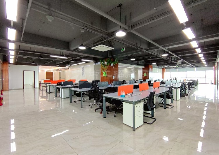 沙井总部装修办公室两层出租，看蚝乡公园单层产证3