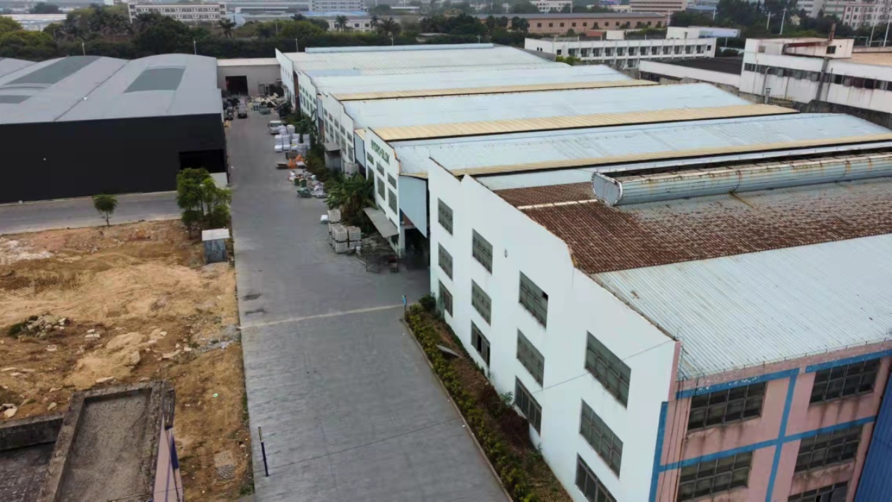 大旺高新区厂房仓库岀租，装修豪华价格优惠。