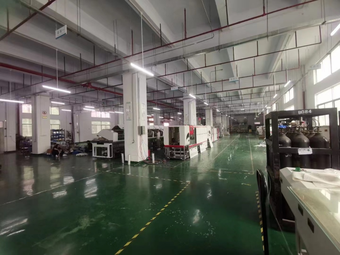 龙华清湖地铁站一楼3400平厂房出租适合物流电商仓库办公研发