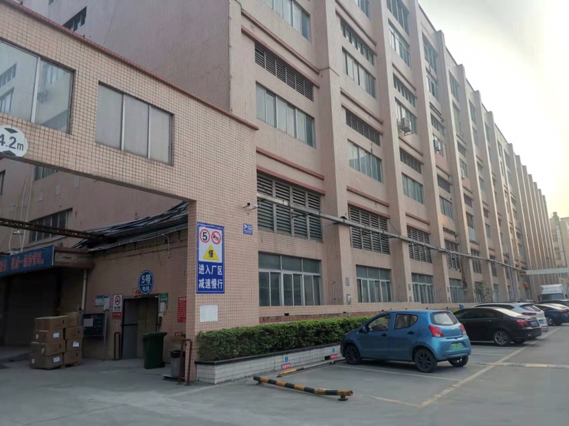 新塘镇夏埔工业园标准一楼8000平可做仓库生产