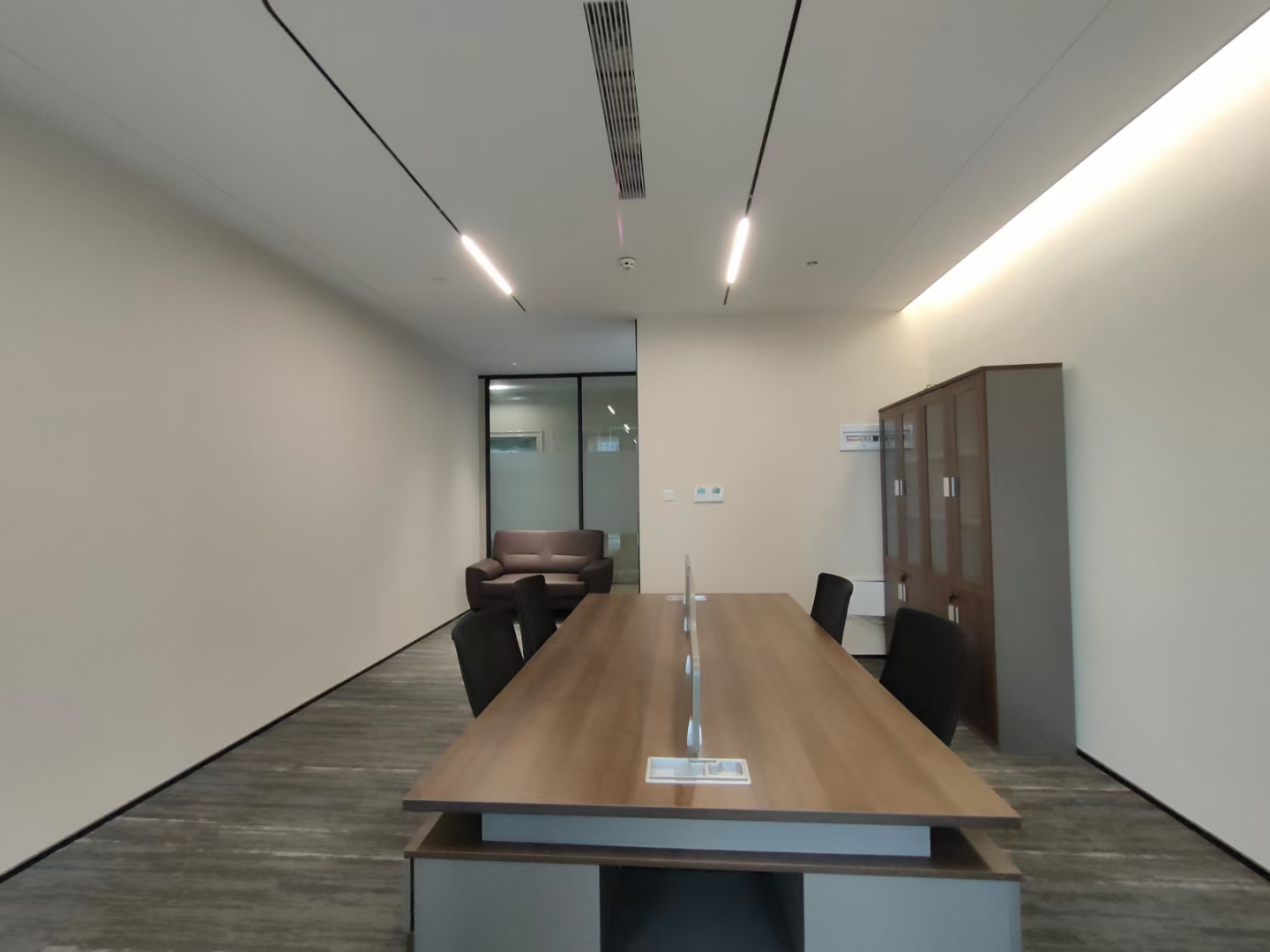 石岩精装修办公室出租100平方-500平方写字楼出租