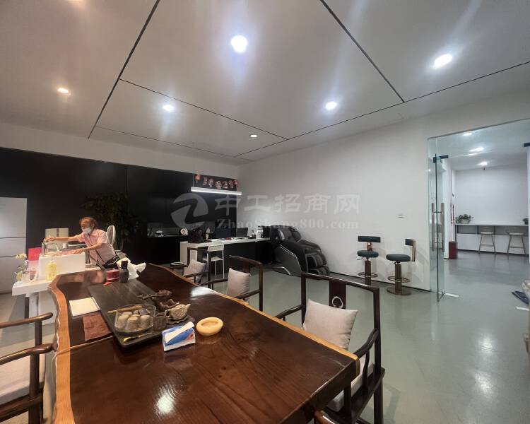 福永写字楼办公室出租860平方豪华精装修适合做研发办公电商等