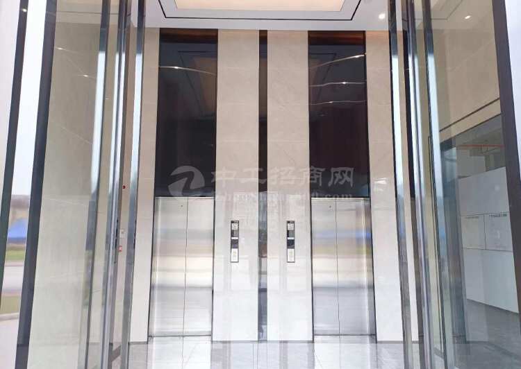 海珠东晓南700方大开间办公场地，落地玻璃，高级商务写字楼1