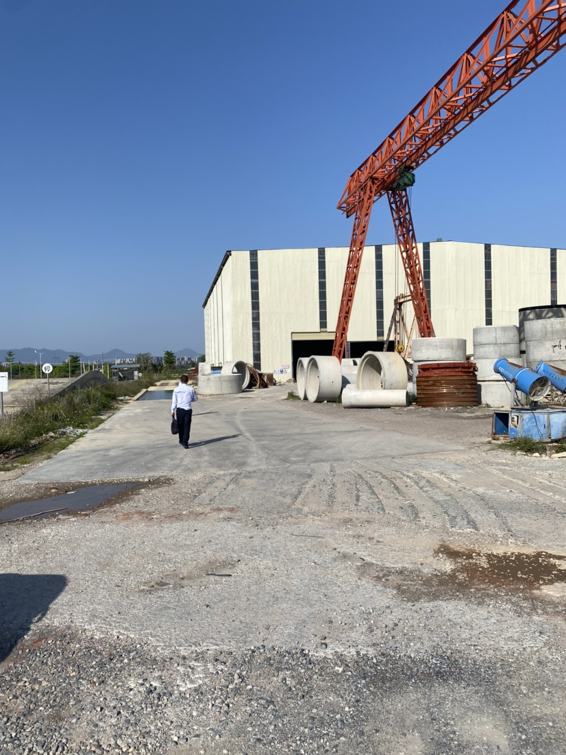 清城区横荷街道北江边上空地2