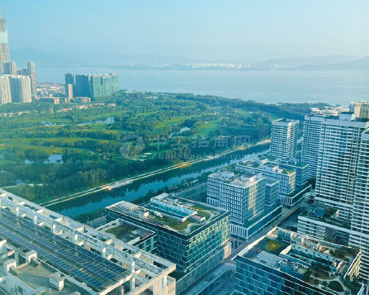 深圳湾写字楼高层办公室出租豪华装修看海景户型方正采光好