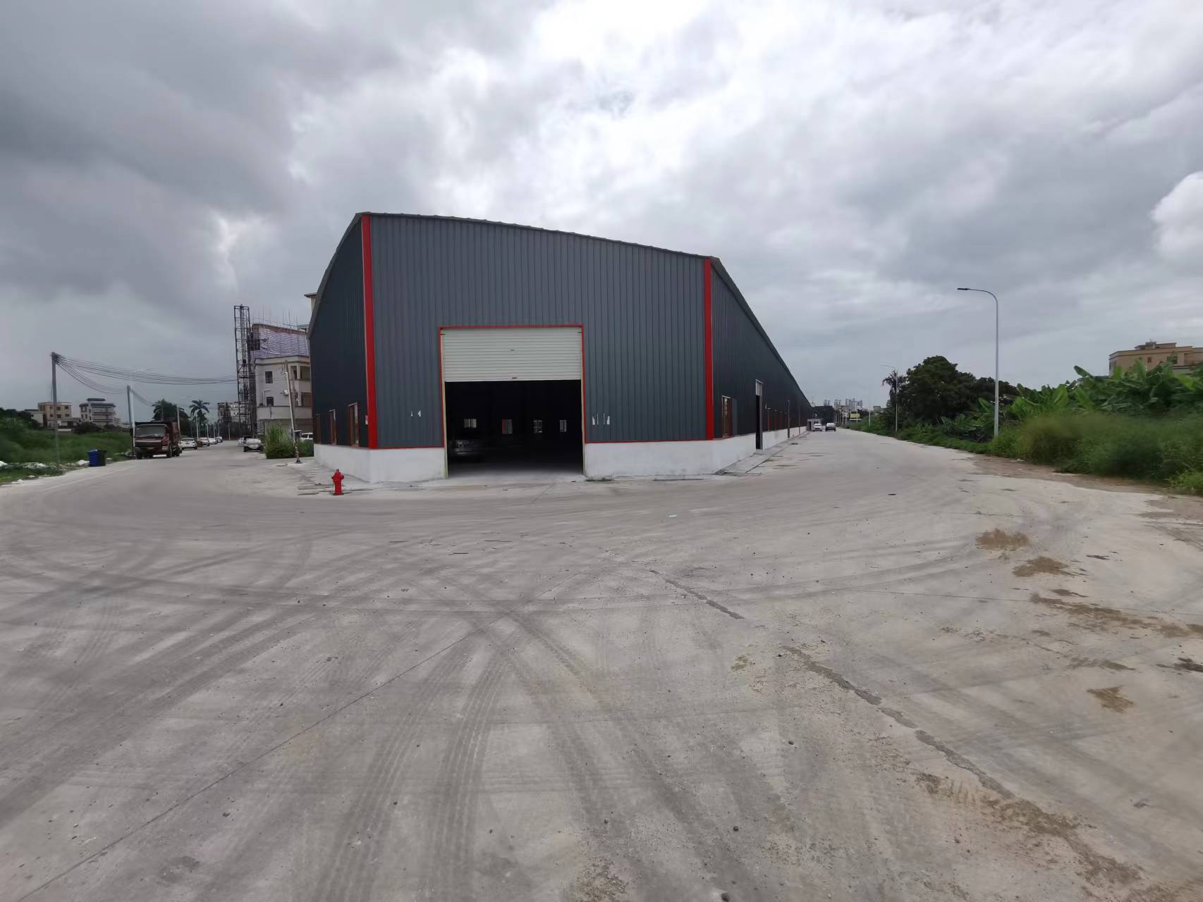 小榄东升全新钢结构厂房仓库8000平方，可以进拖头