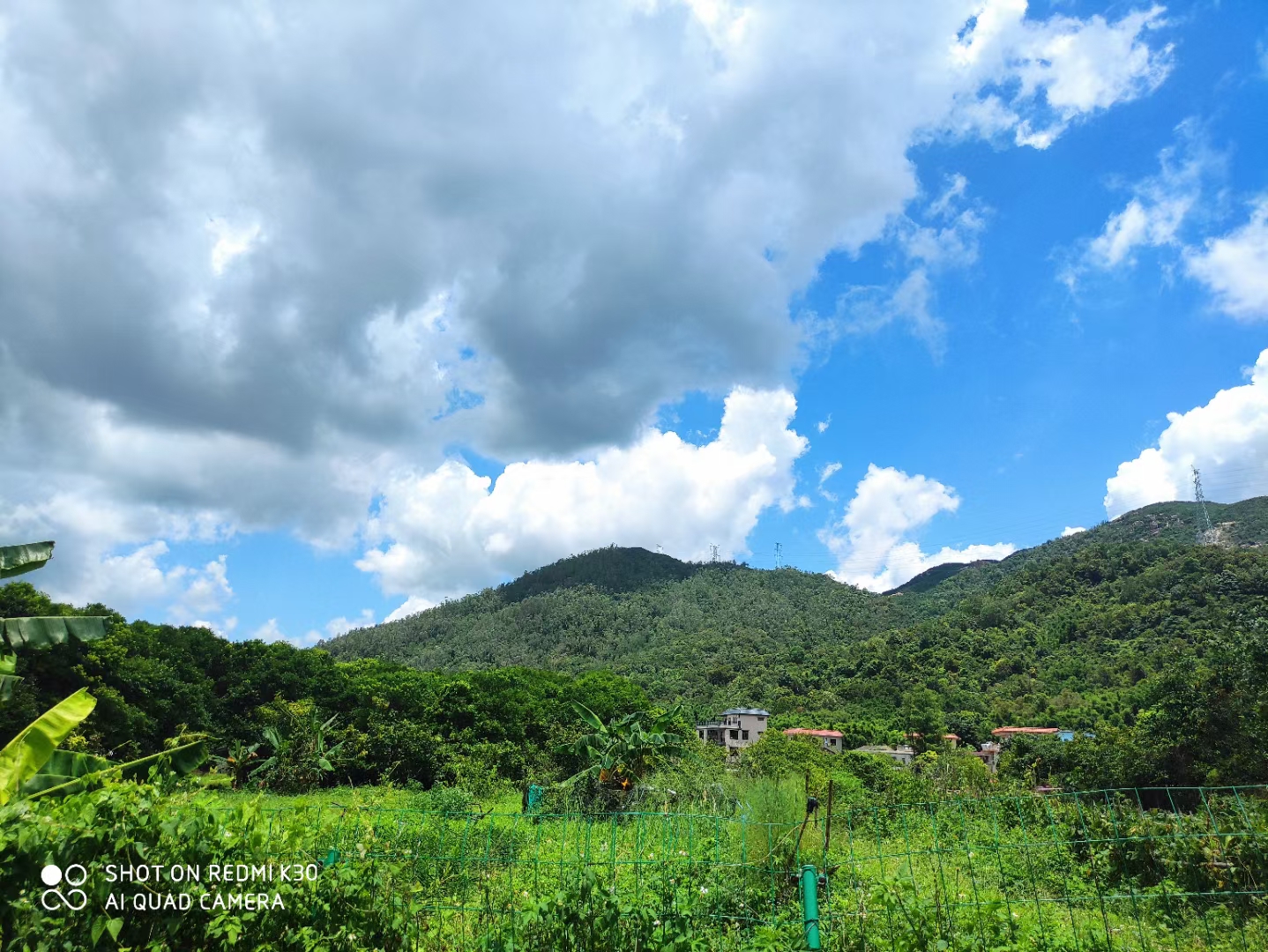 中山南朗新出村国有证土地，年限33年，诚意转让，有兴趣面聊1