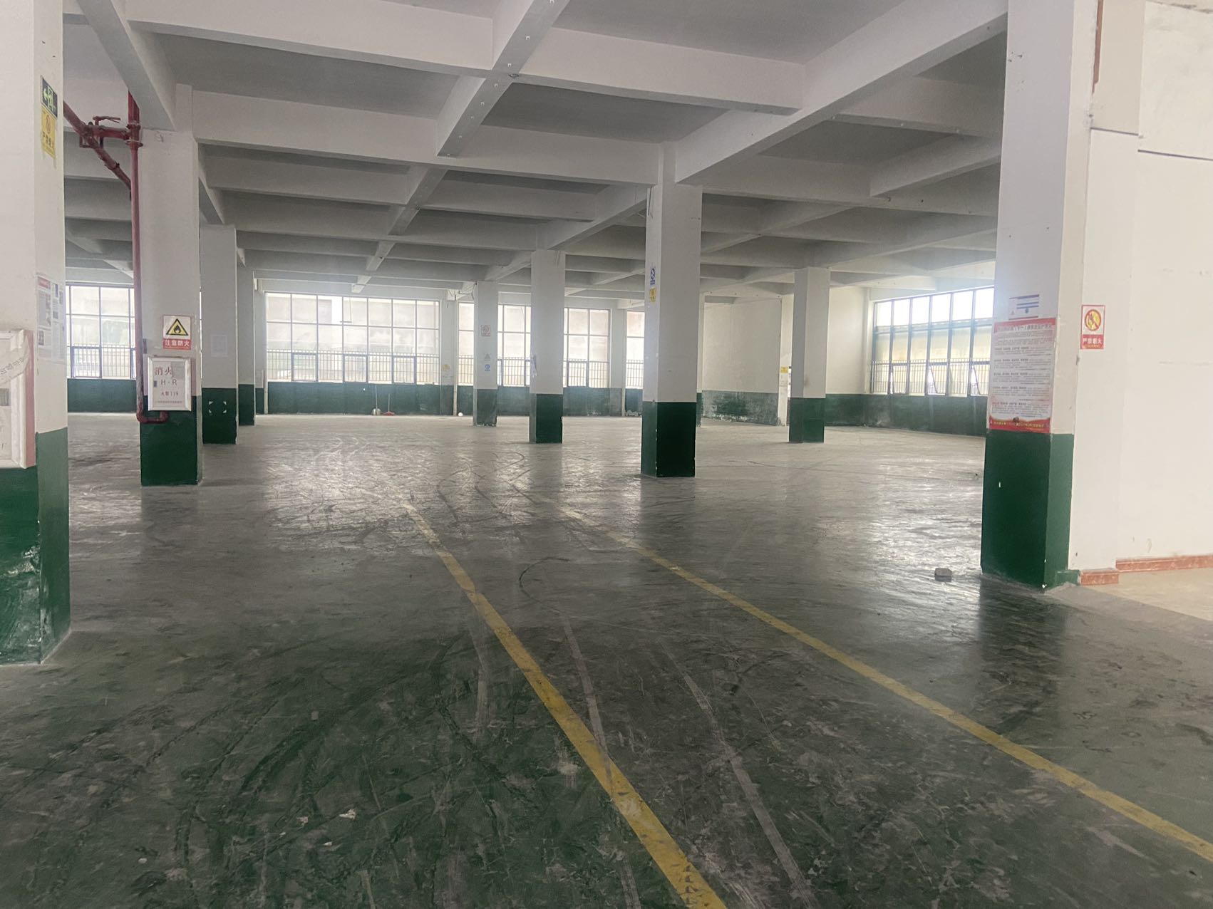 增城新塘银沙工业区新出一楼2000方标准厂房仓库，可办环评