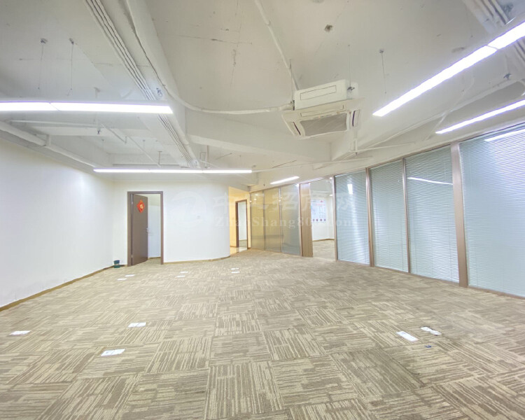 安徽大厦电梯口办公室出租一手业主面积245平米精装修采光好