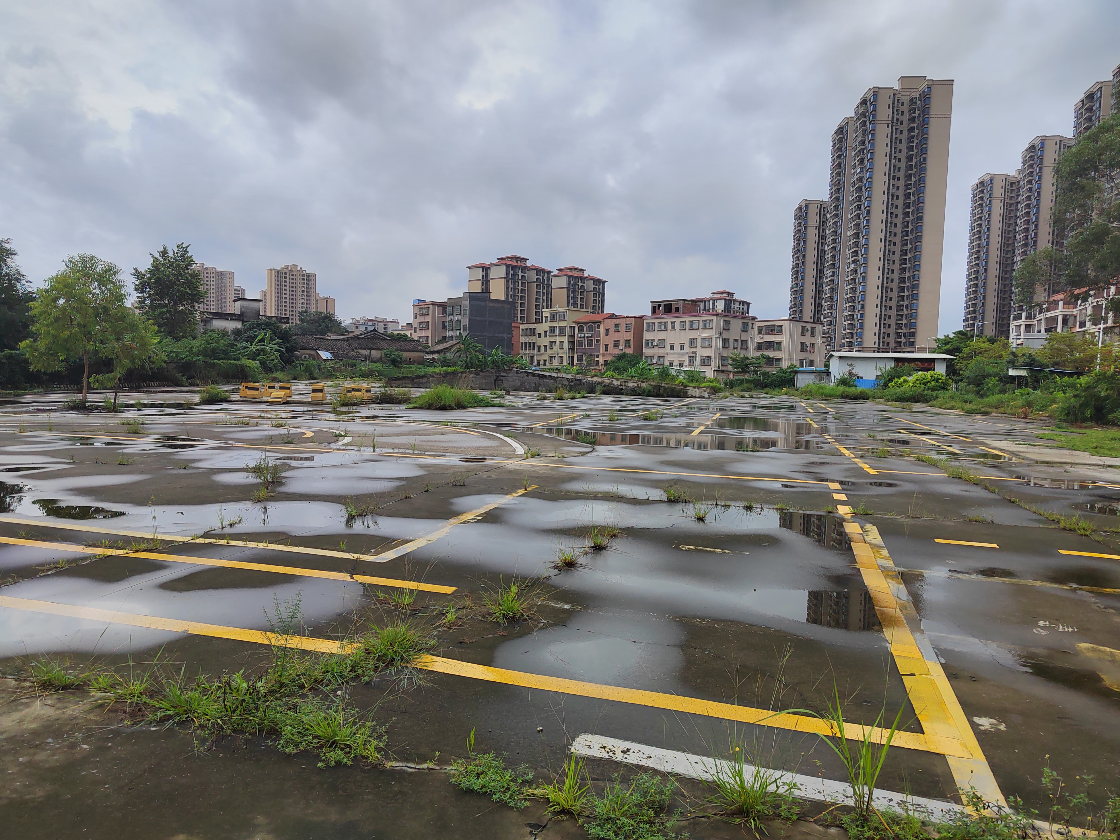 清溪镇中心驾校空地出租6700平米，现成驾校场地2