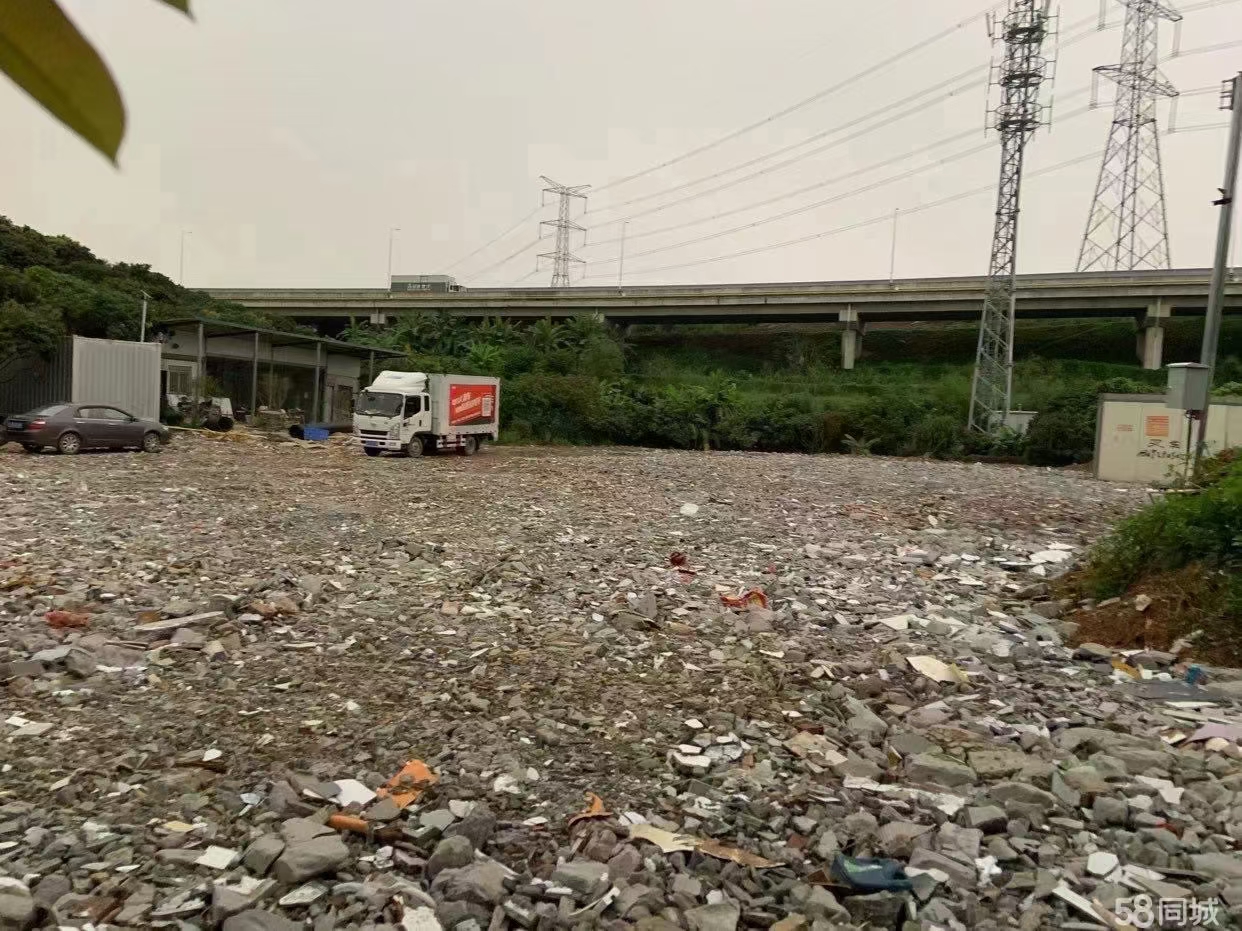 风岗东深路4000平空地招租3