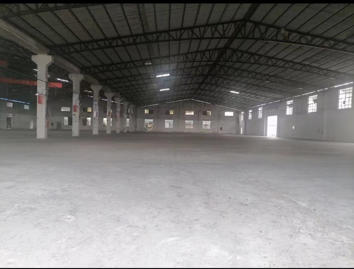 白云区嘉禾厂房仓库一楼2300平方，空地大可分租。