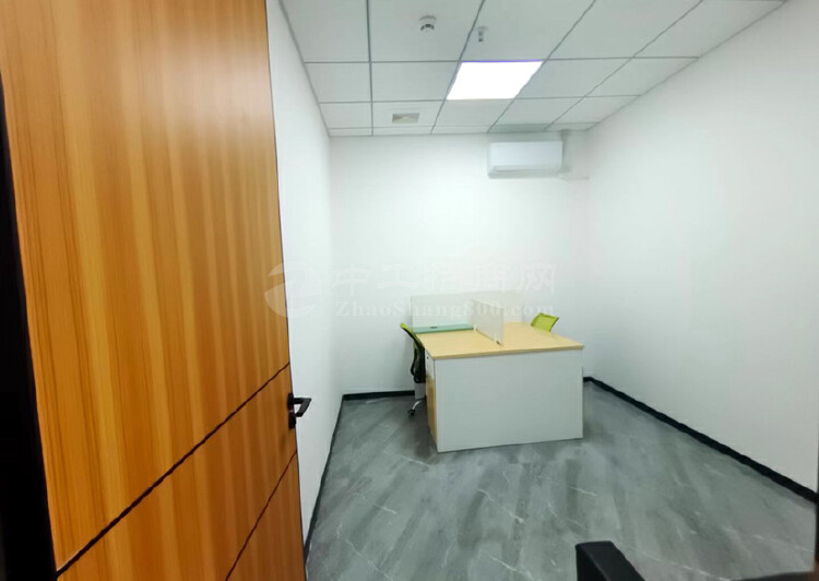 开发商直租带价私龙城广场地铁口精装200平办公室出租5