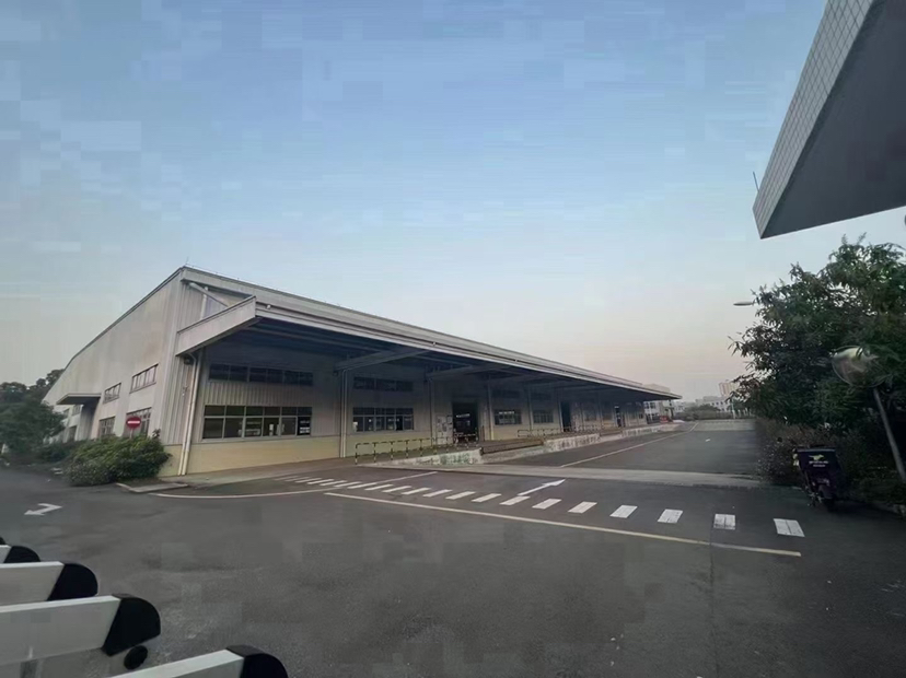 福永和平沿江高速附近新出单一层仓库23000平大小分租招租