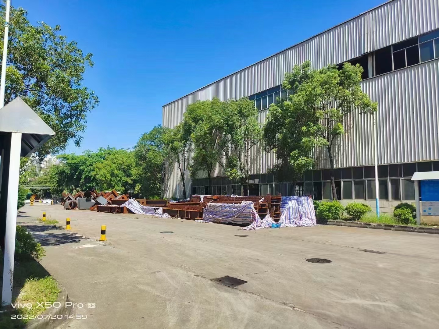 广州市黄埔区东区新出单一层钢结构厂房仓库带现成50顿行车