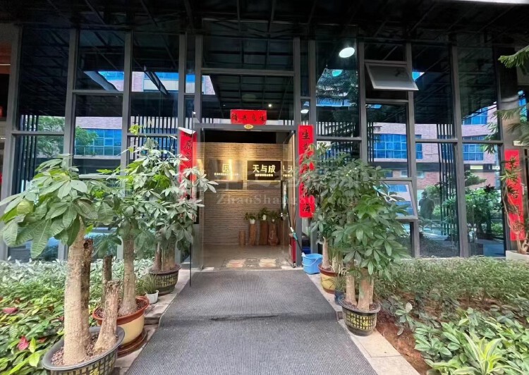 深圳龙华民治精装办公室出租，2+1格局，总面积153平1