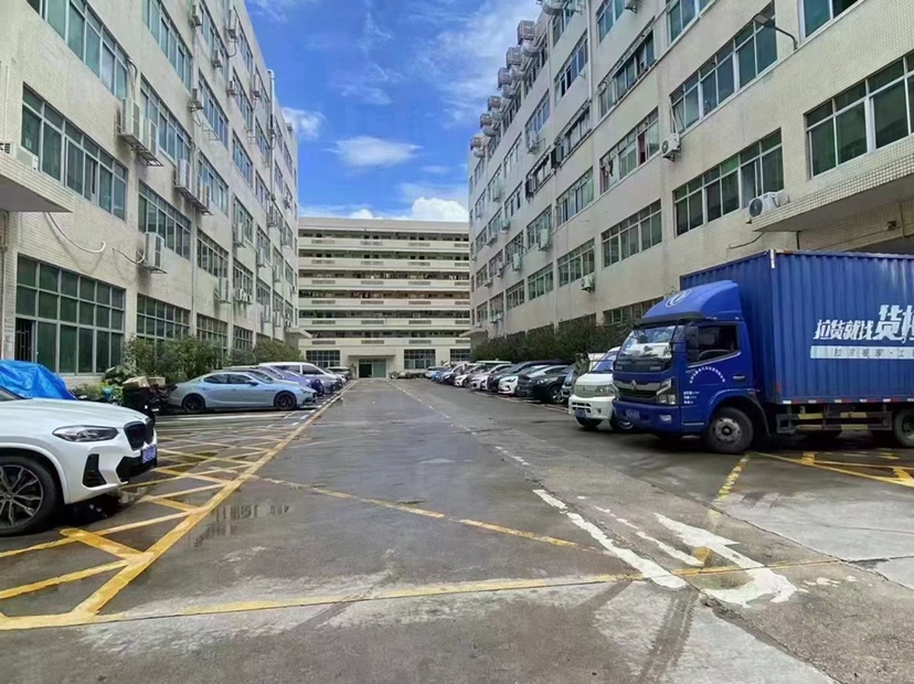 石岩塘头高速口原房东出租一楼1800平，有9成使用率