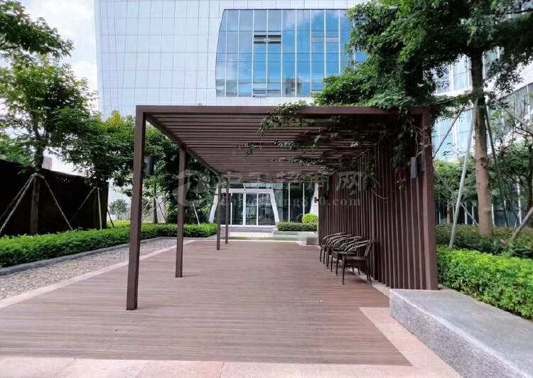 龙岗宝龙地铁口甲级写字楼精装修办公室248平出租开发商物业4
