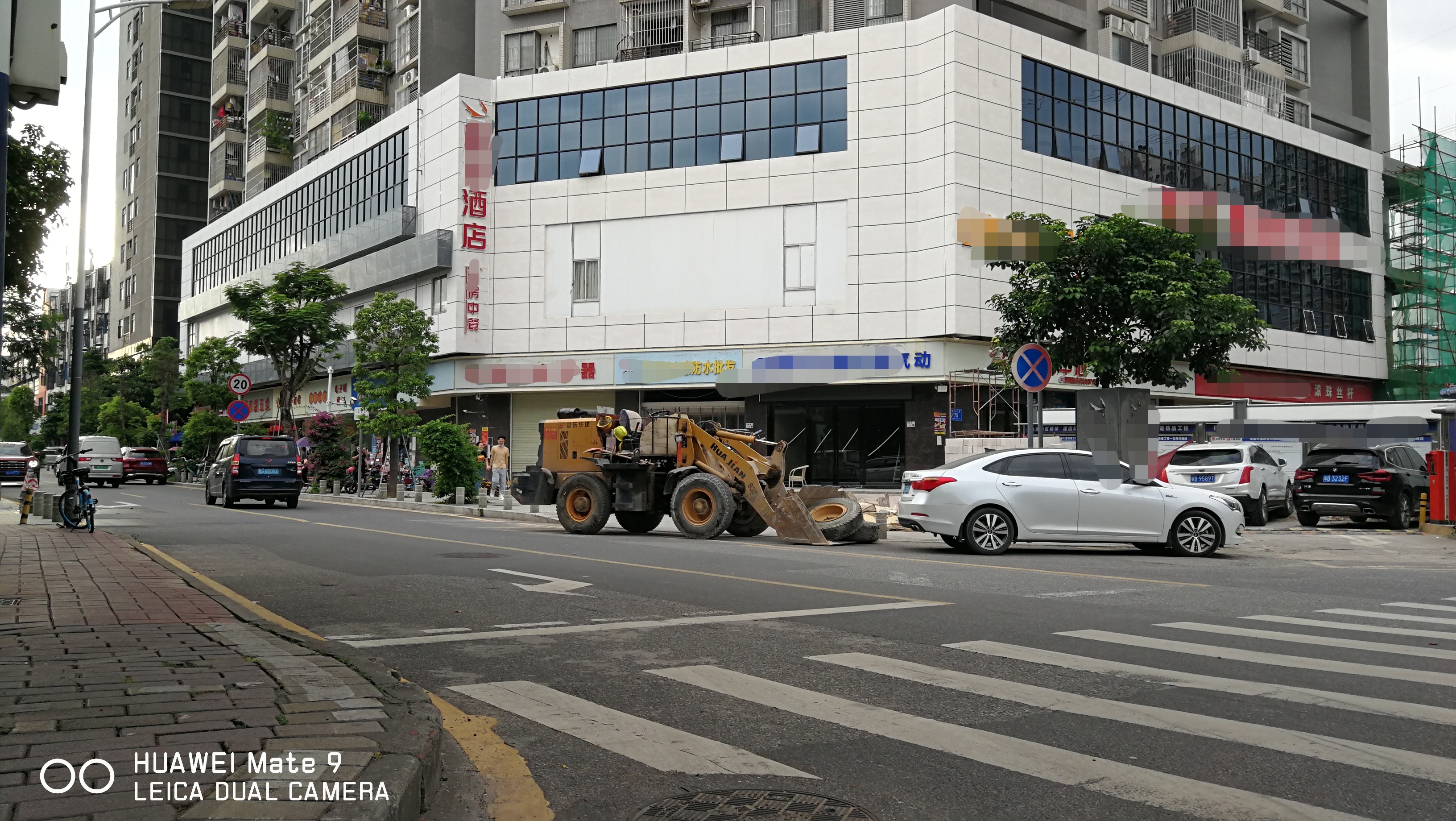 观澜新出地铁口主干道边商业楼10500平一楼可做4S店出租