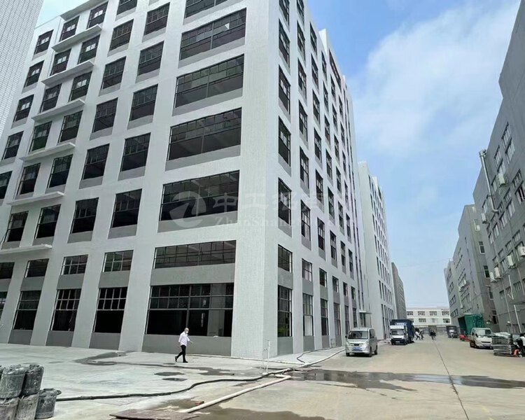 广州市黄埔区高新工业园其中一栋的一楼 1480㎡不动厂房出售