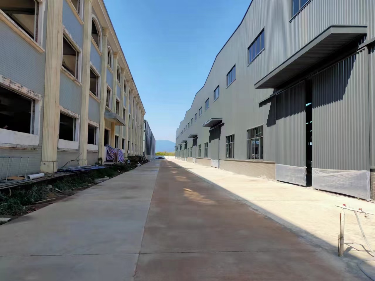 高明区新建钢构厂房仓库面积:23500平方，可办环评，可分租
