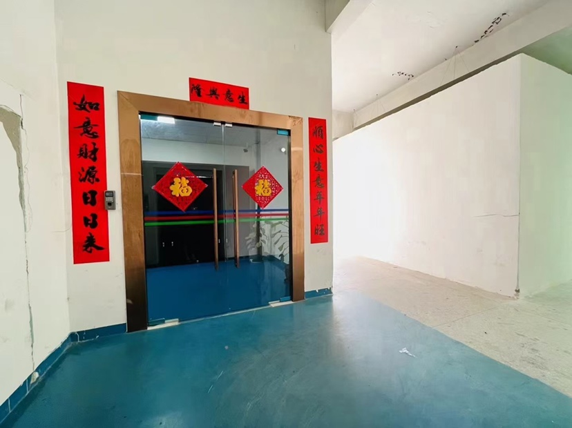 福永福海工业区楼上1000平米精装修厂房仓库出租。