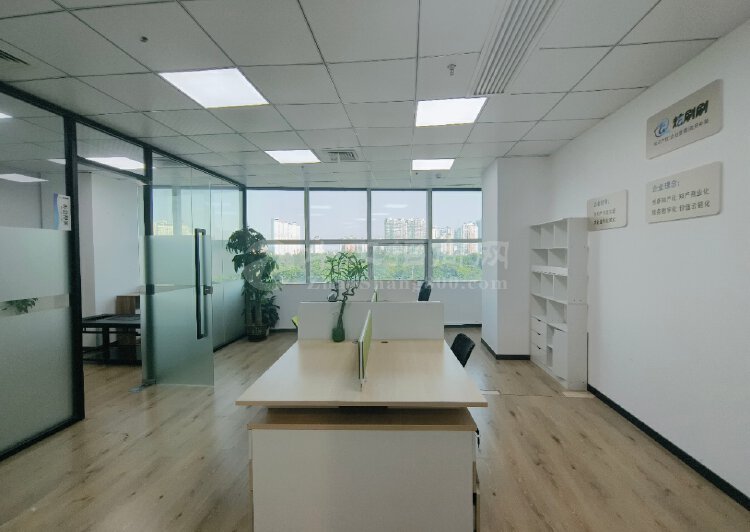科技园高新区78.79平小面积精装办公室出租5