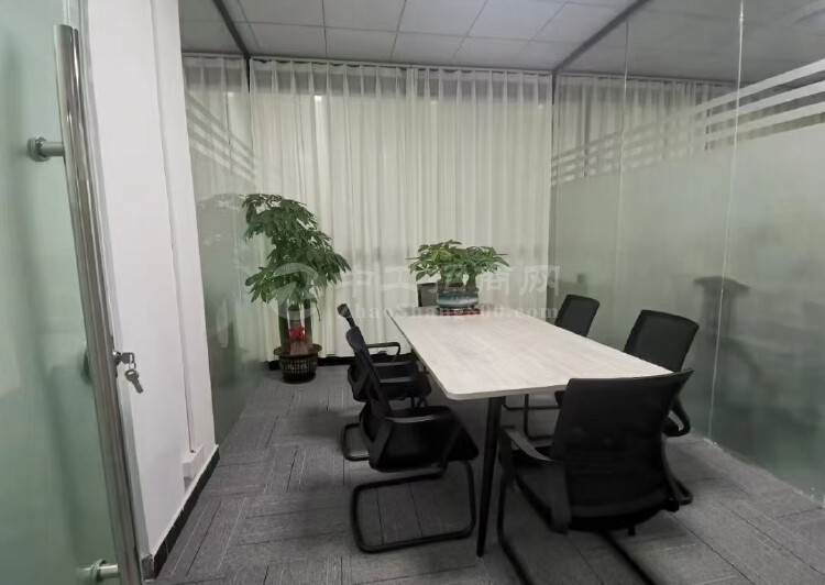 盐田地铁口文化设计创客产业园区精装修办公室大小面积出租8