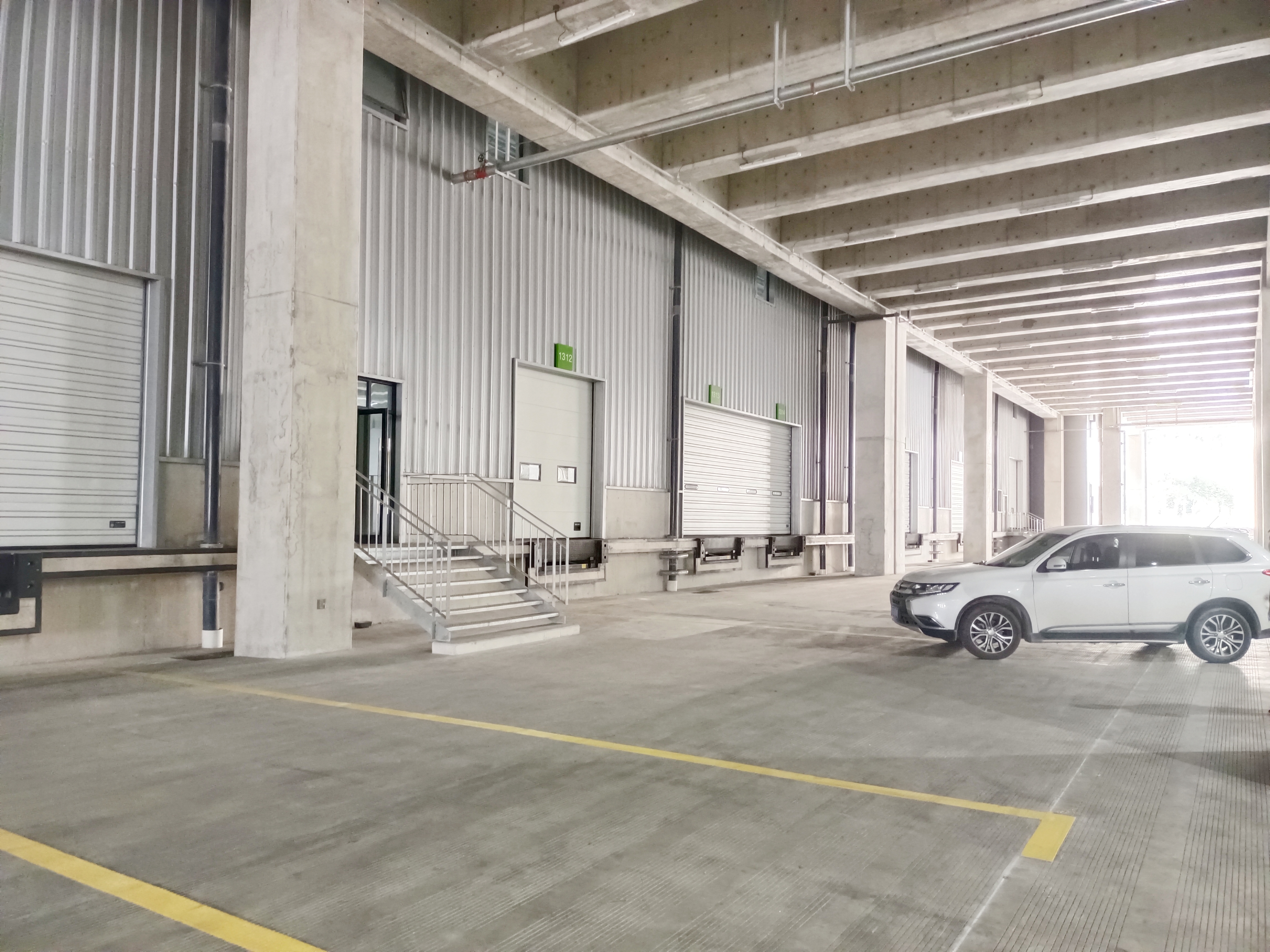 惠阳三和7000平米钢构厂房仓库招租高度9.5米空地超大