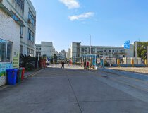 福永塘尾工业园新出二楼精装修厂房转让，厂房位于主干道旁边