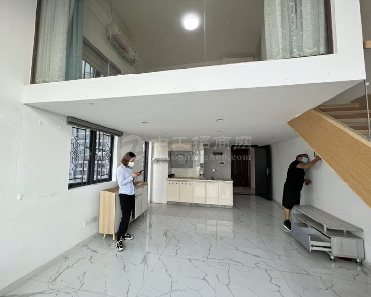 个人业主直租峰荟花园公寓两房可注册办公高层精装