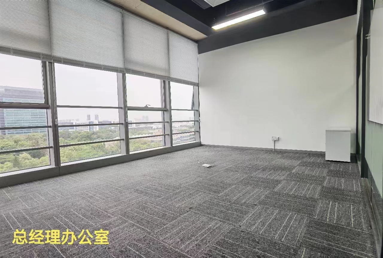 福田地铁站附近精装修高层280平方带家私齐全拎包办公