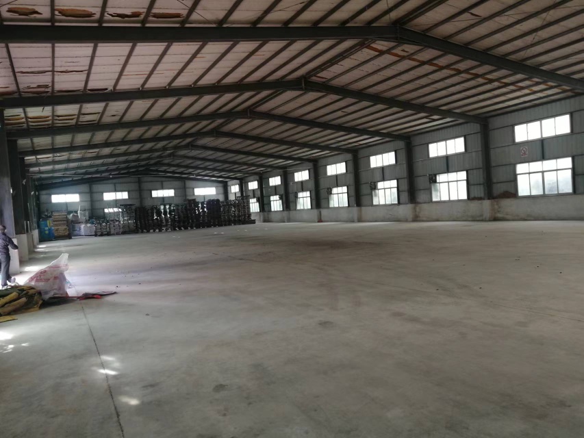 惠城小金口新出2000平独院钢构仓库出租，高度6米，空地大