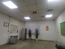 观澜福民地铁口大型园区一楼1000平带装修厂房招租