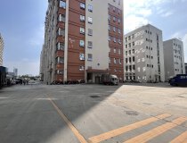 陈江镇原房东标准厂房1-2楼4500平带装修办公室现成航车