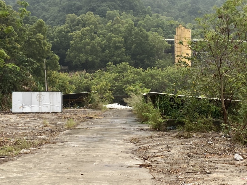 横岗山边空地5万平.手续齐全6