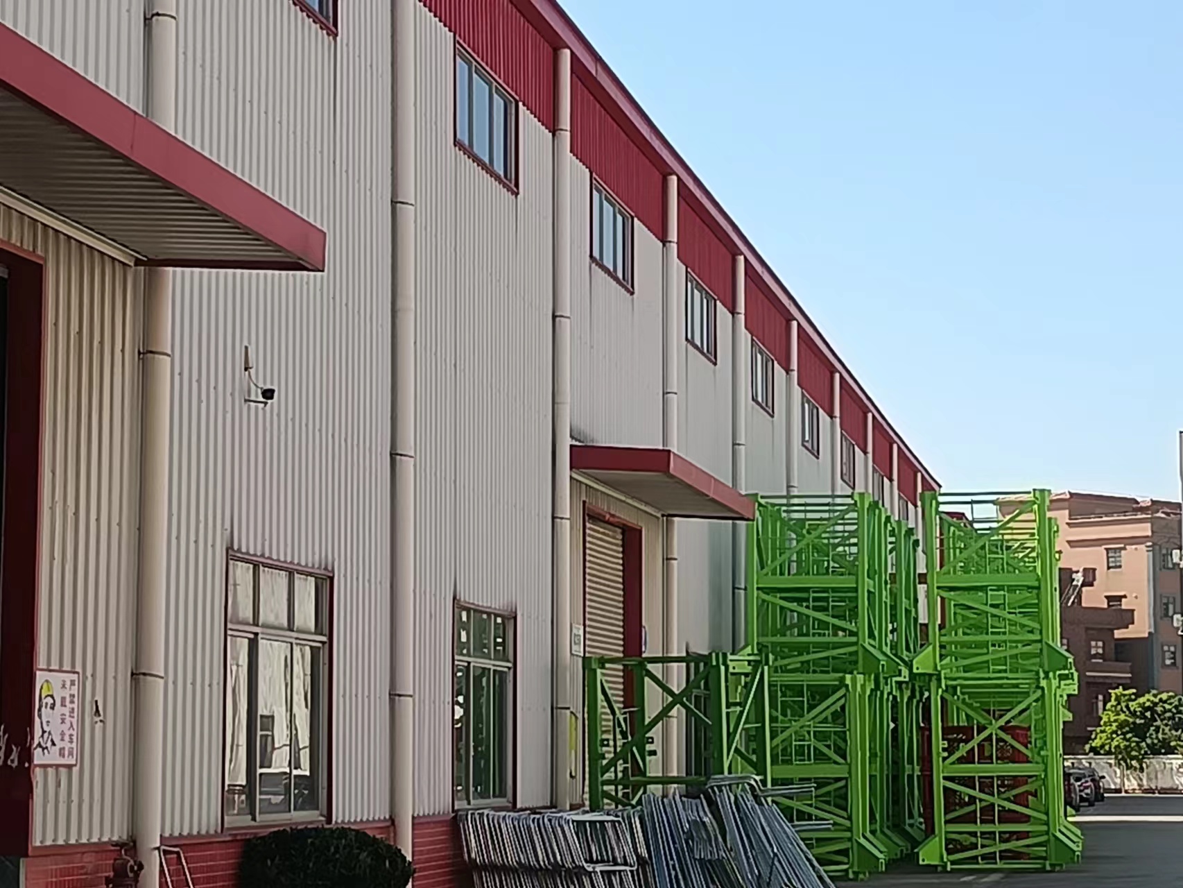 中堂镇8000平单一层钢构厂房仓库出租可办环评滴水13米