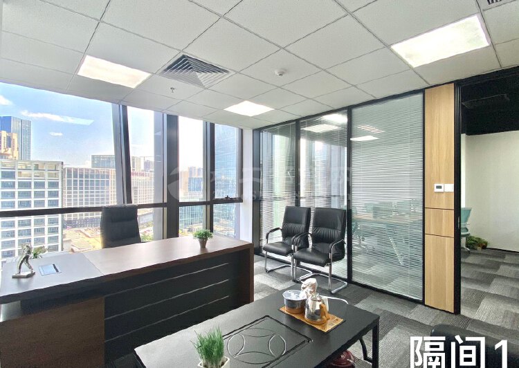 龙岗中心区地铁口甲级写字楼精装150平带家私办公室出租2