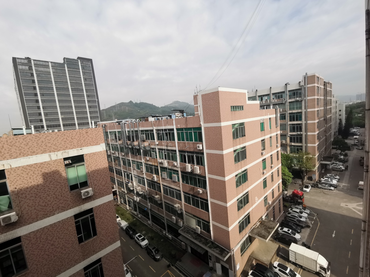 深圳西乡小面积厂房建筑面积出售2405平