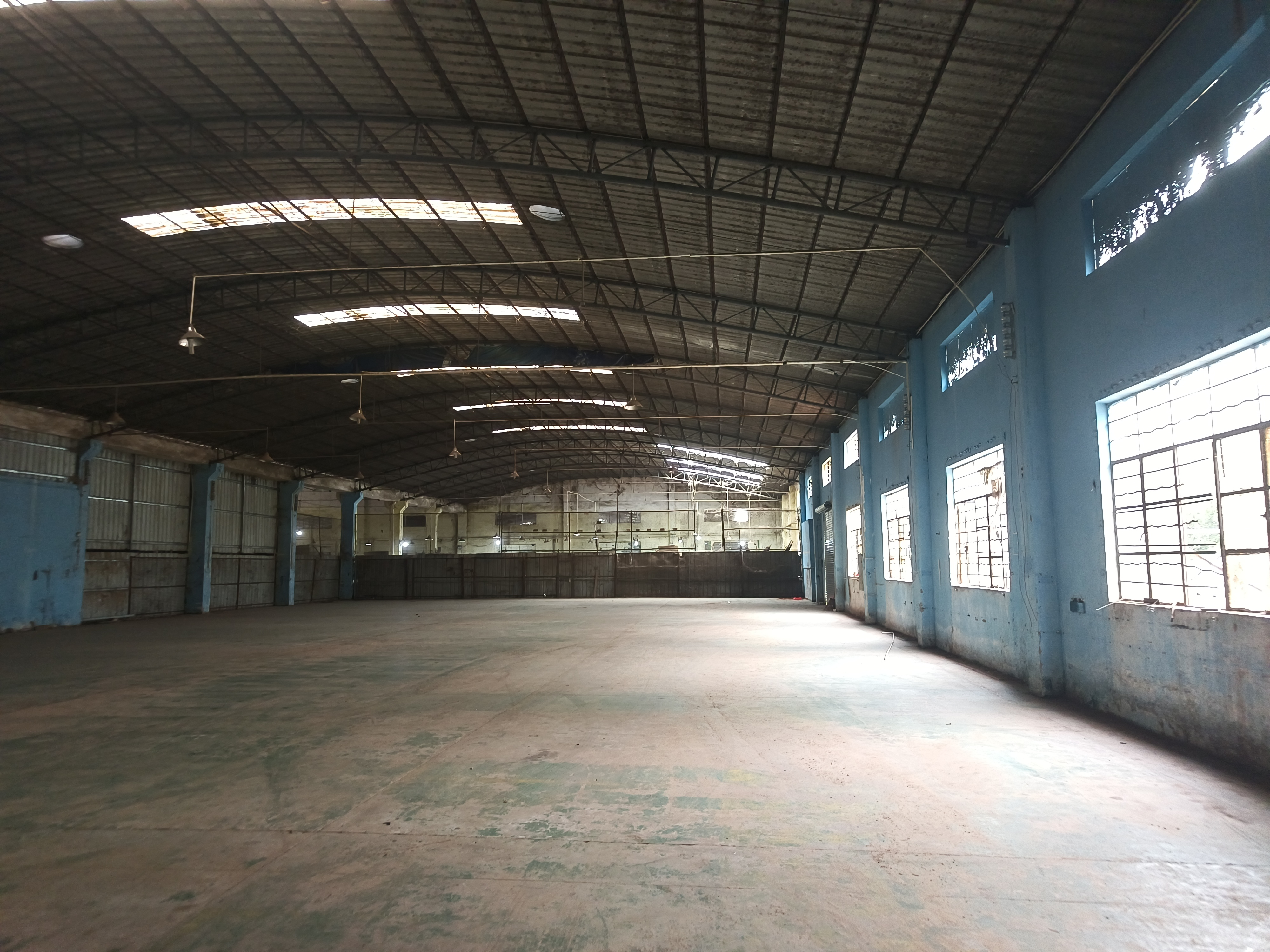 番禺南村坑头单一层钢构仓库厂房出租，带办公