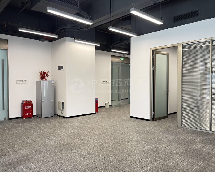 龙华地铁环智中心精装150平起租，5A级办公室，一手开发商