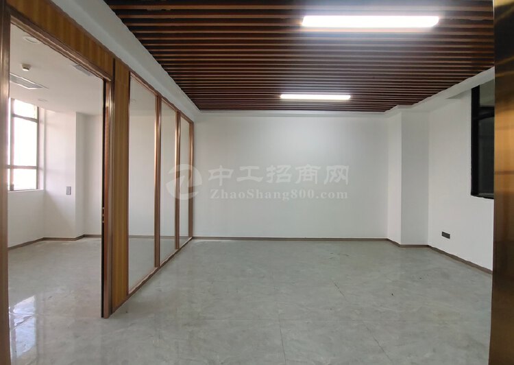 深圳丹竹头独栋写字楼豪华精装修办公室目前有方正小户型出租1