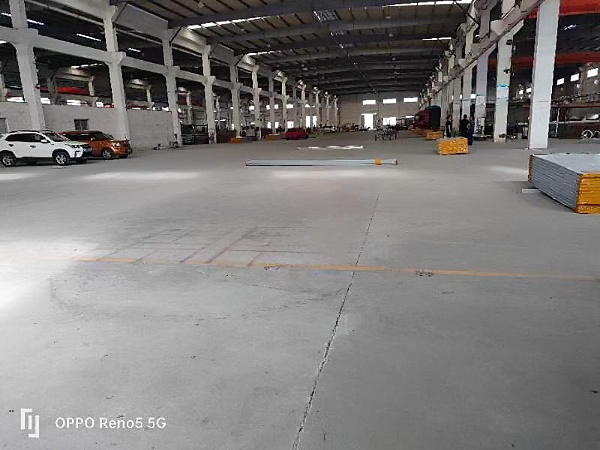 肇庆市大旺高新开发区，新出厂房仓库出租，价格优惠交通方便。