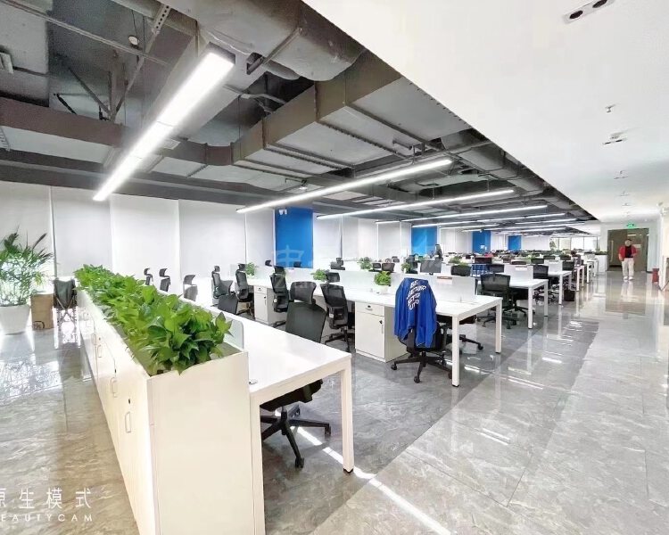 科技园高新园站大面积精装修办公室出租。