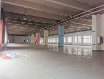 上李朗工业园区，一楼厂房2300平可办公精装修，环境优美