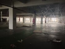 龙江镇2200平方厂房出租，带有办公室地坪漆，位置好招工